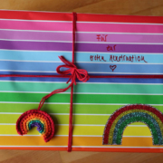 Die Menarche feiern!|Menarche|Die erste Periode|erste Menstruation|erste Periode|Periode|Menstruation|Menspäckchen|Menstruationspäckchen|vom Kind zur Frau|vom Mädchen zur Frau|Initiationsrituale