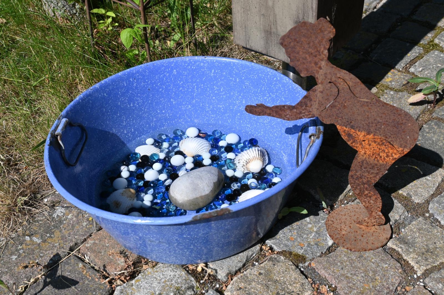 Bienentränken selber machen – Utas Glück Bienentränken selber machen – Utas Glück